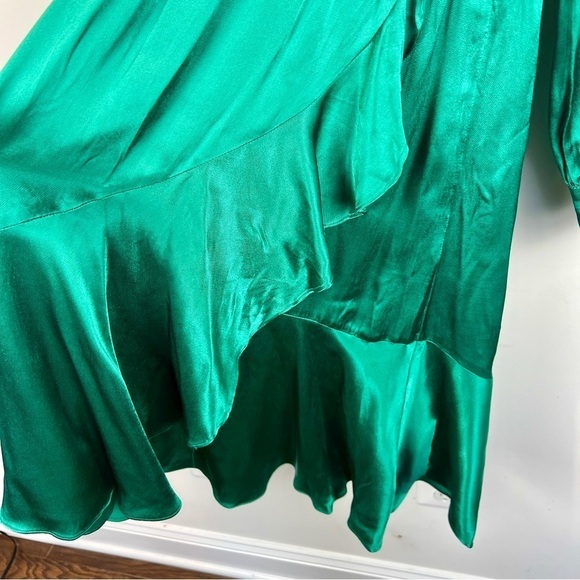 Chloe Kristyn Emerald Green Long Sleeve Satin Dress size M NEW - Picture 5 of 6